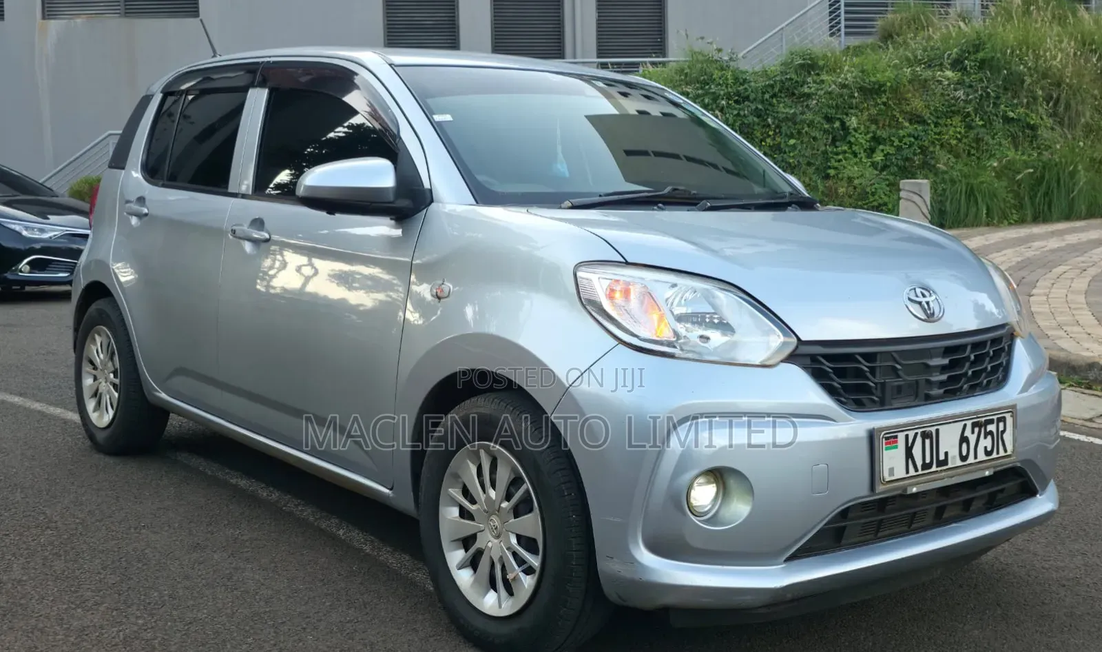 Toyota Passo 2016 Silver