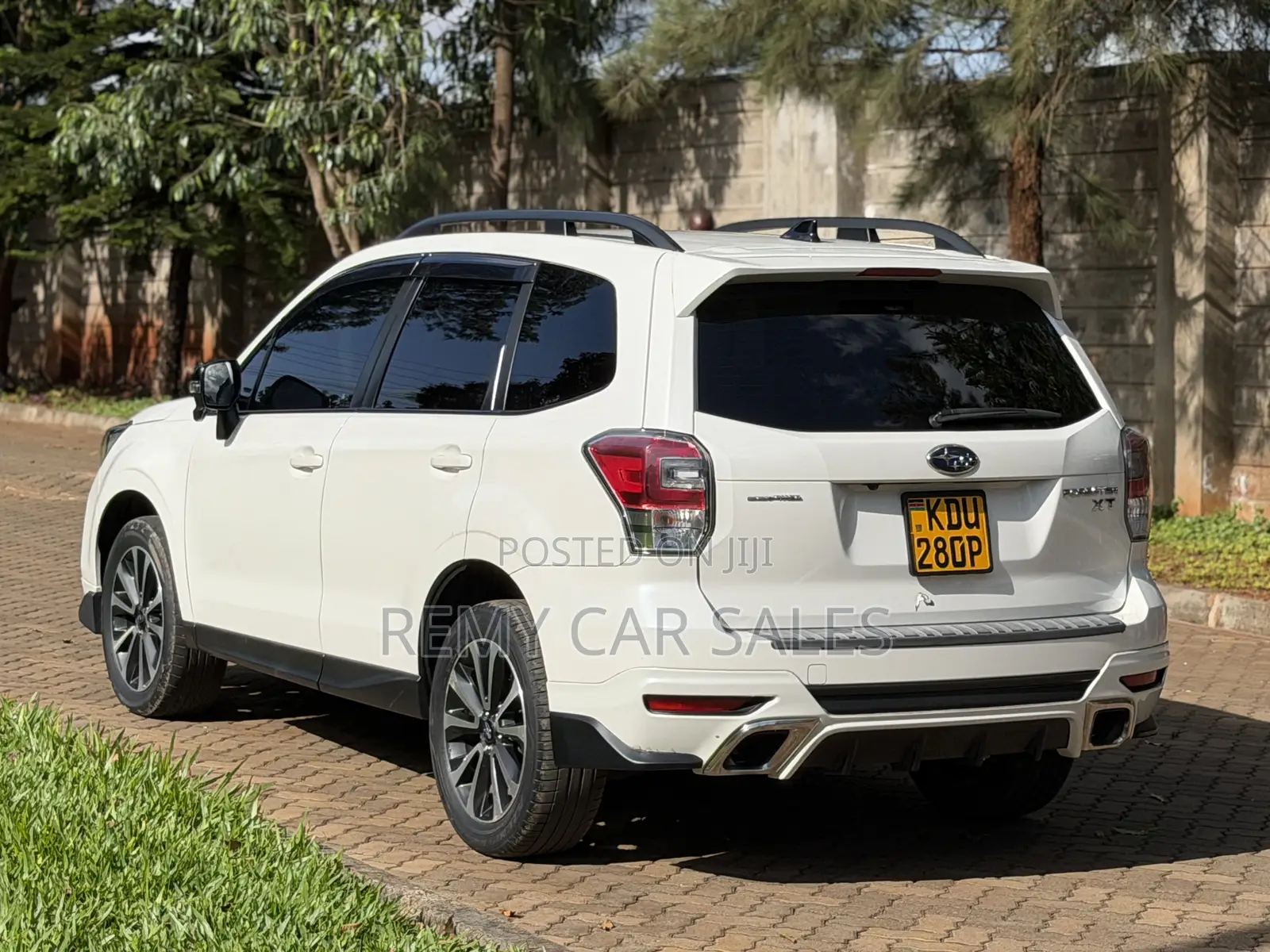Subaru Forester 2018 White