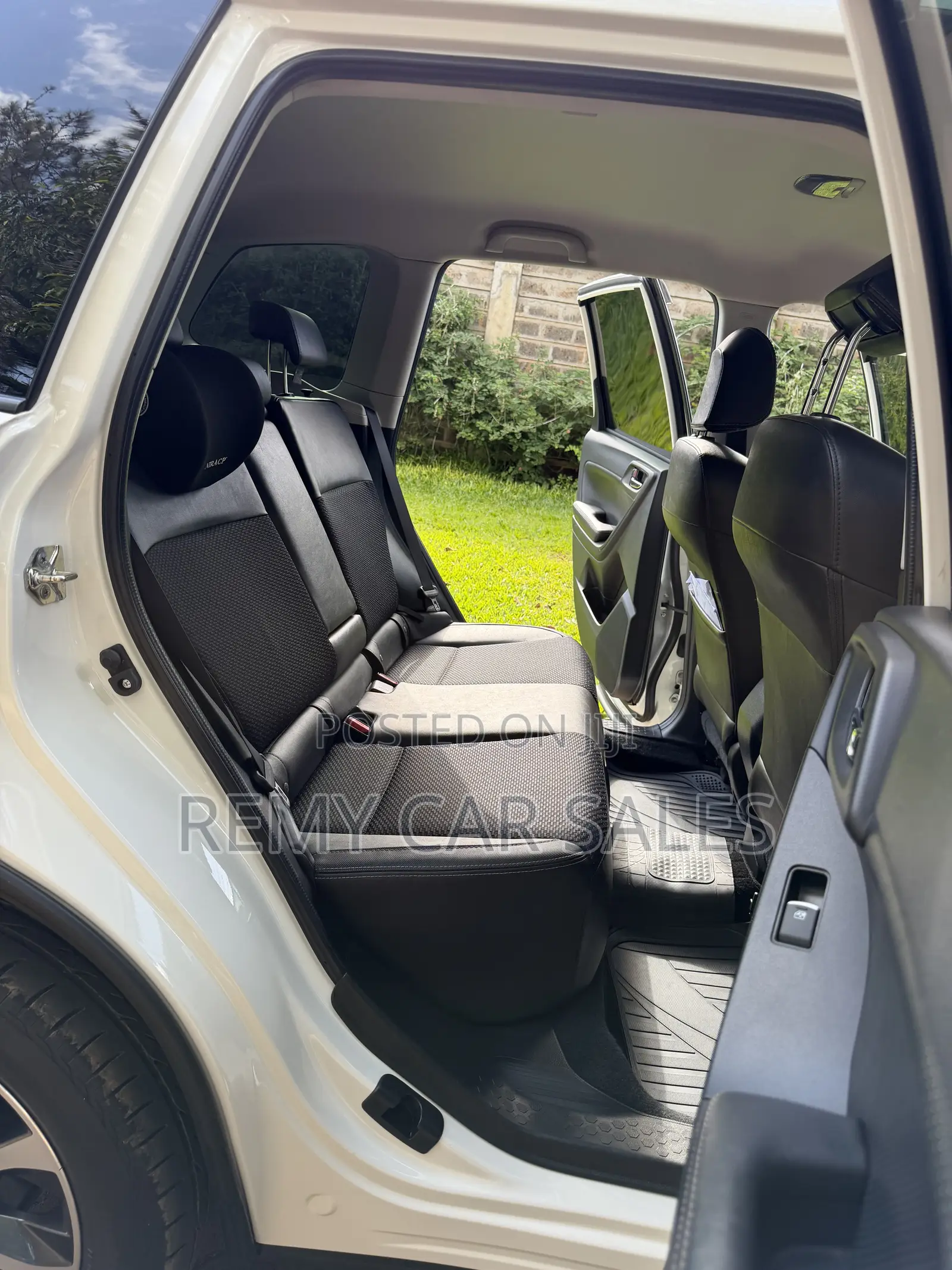 Subaru Forester 2018 White
