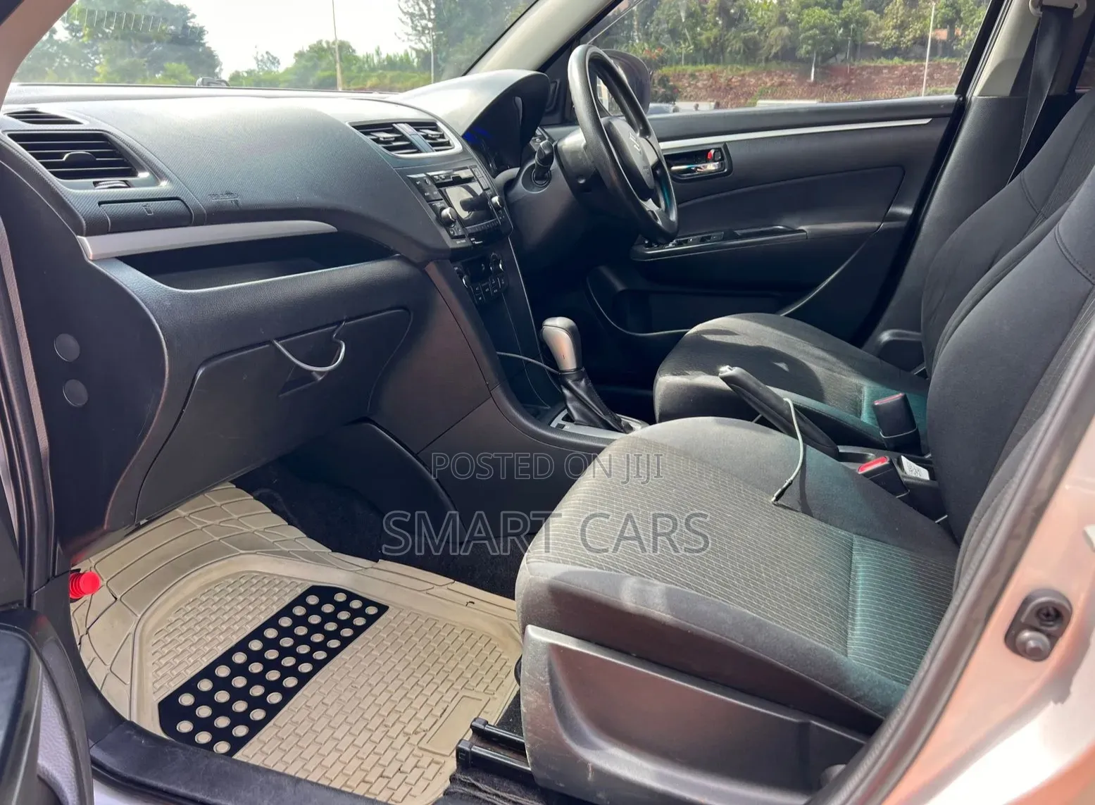 Suzuki Swift 2014 Silver