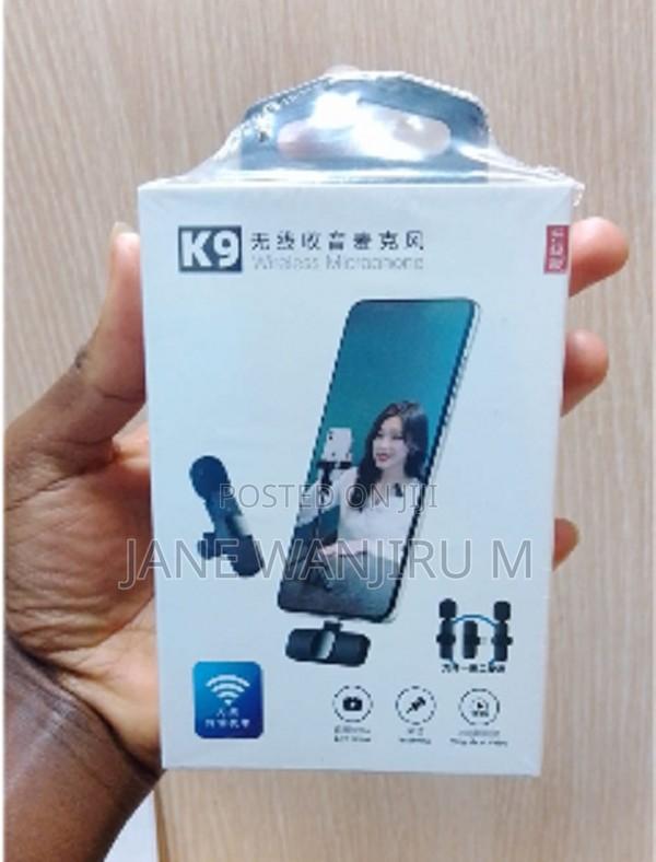 Hands-Free Wireless Microphone
