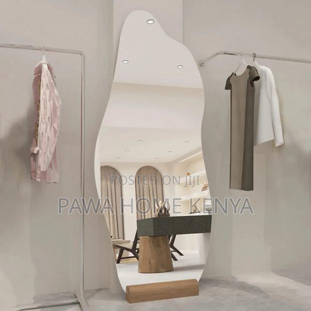Dolphin Shape Acrylic Mirror - thumbnail 4