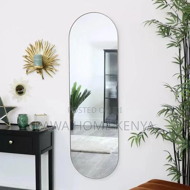Oval Shape Acrylic Mirror - thumbnail 3