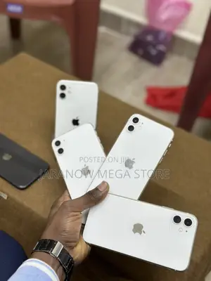 Apple iPhone 11 64 GB White