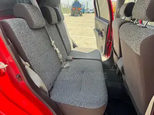 Toyota Passo 1.0 FWD 2015 Red