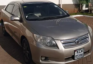 Toyota Axio 2012
