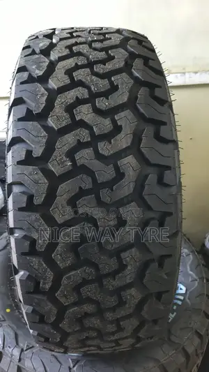 285/60r18 Yusta