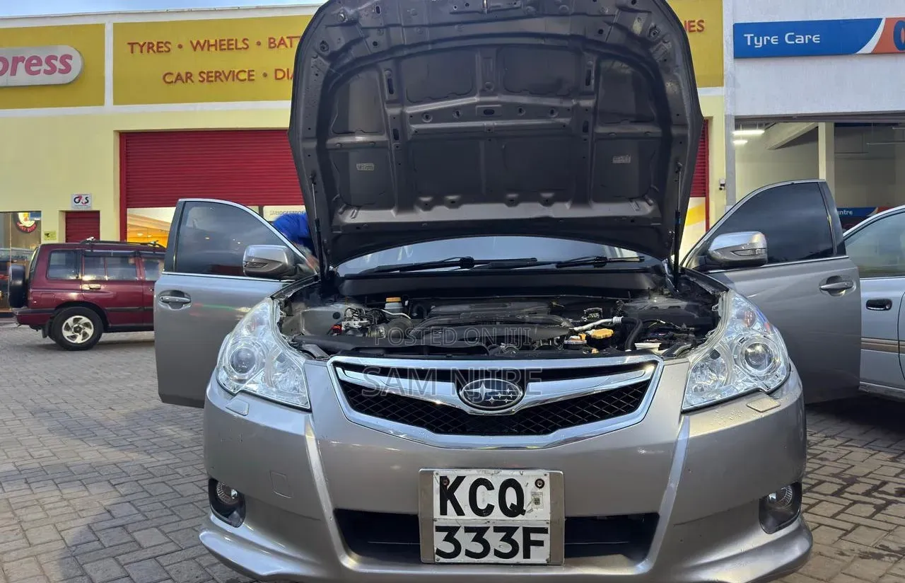 Subaru Legacy 2011 Gray
