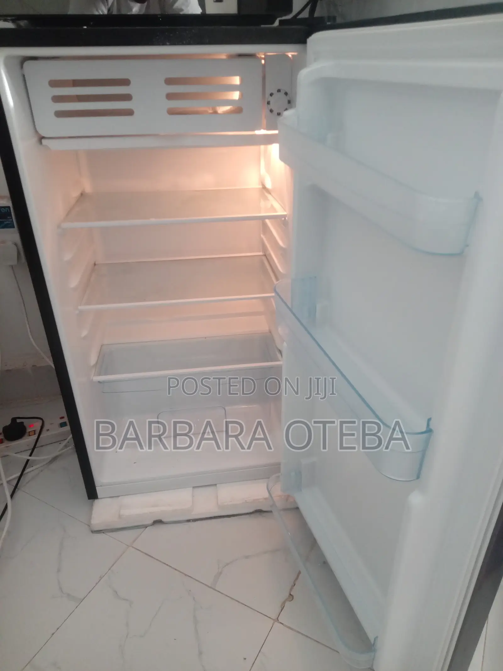 Von 91l Mini Fridge