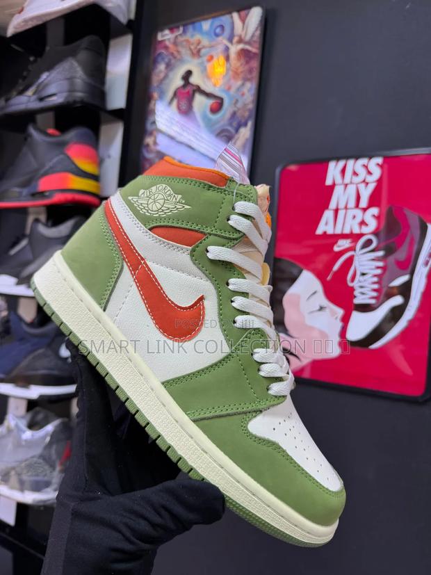 Nike Air Jordan 1 Retro High Og Craft Celadon.