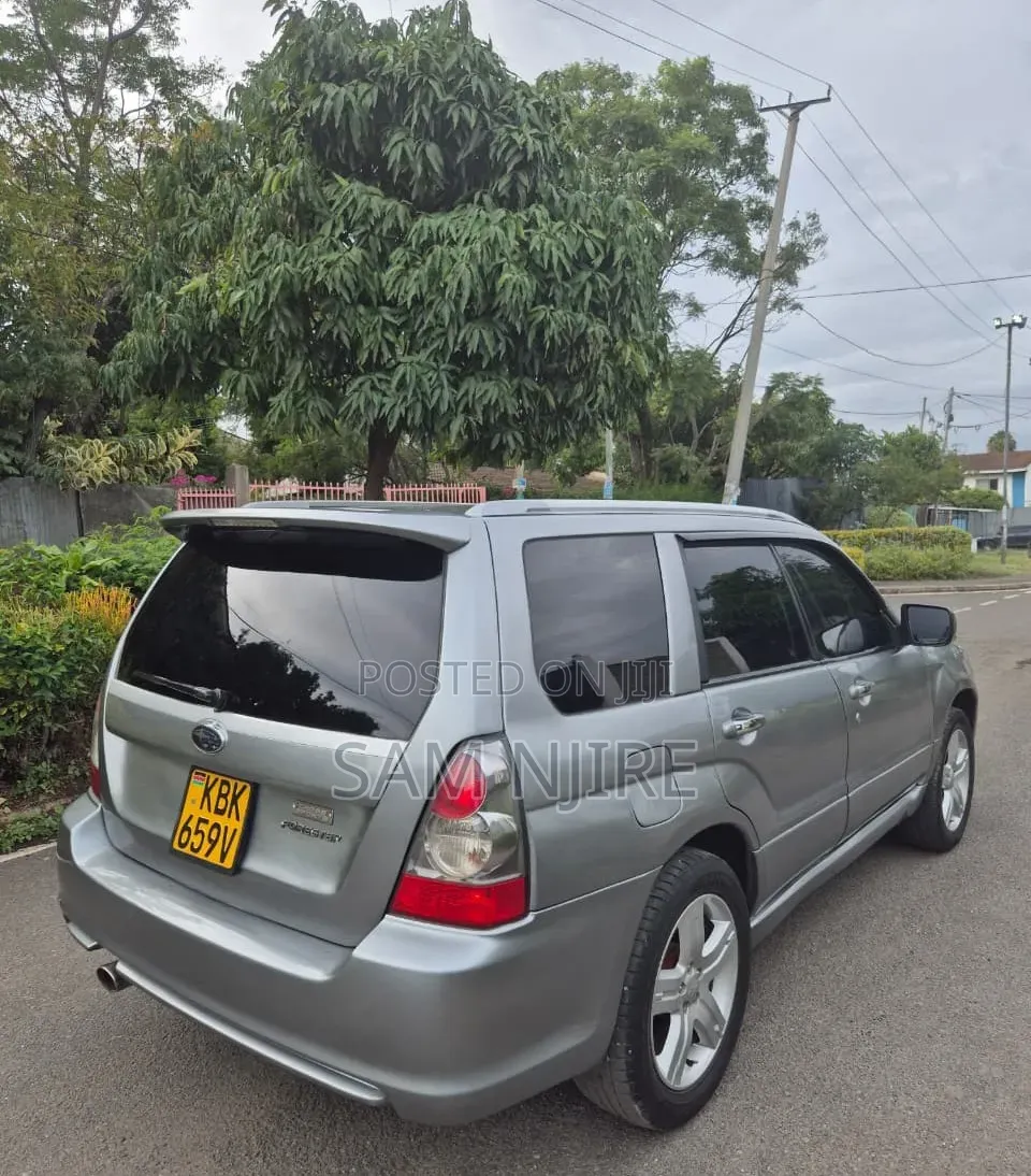 Subaru Forester 2006 Gray