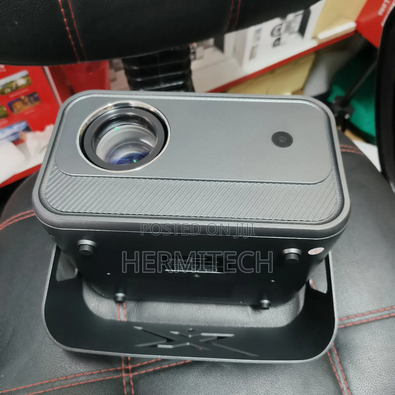 Smart Home Theatre Projectors Resolution Wifi and Bt Support