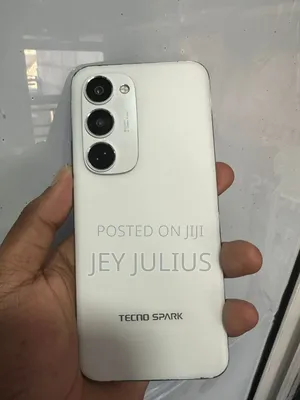 Tecno Spark 40 Pro+ 256 GB White