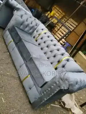Modern Classy Sofa