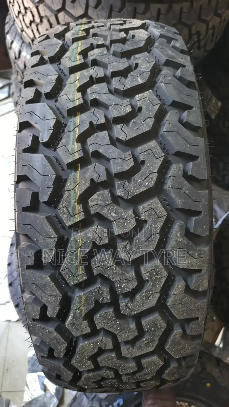265/70r15 Yusta