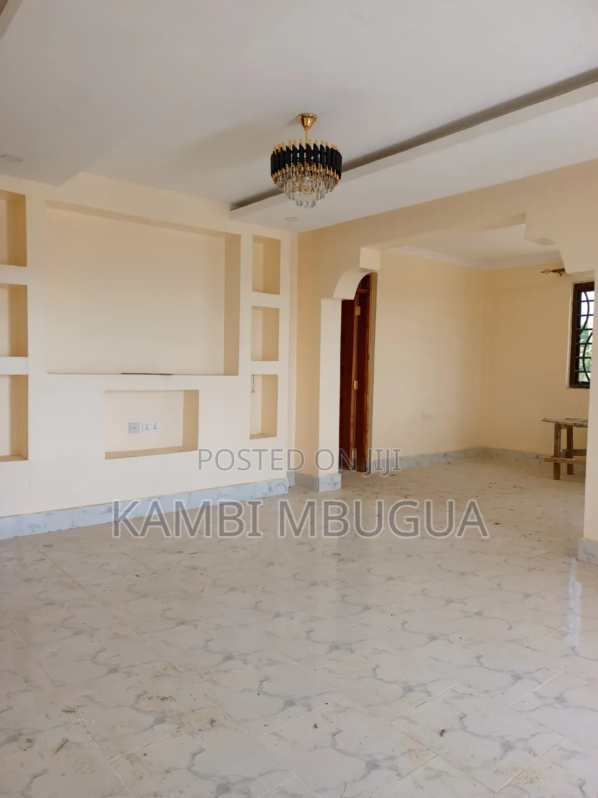 6bdrm Maisonette in Rumuruti for sale