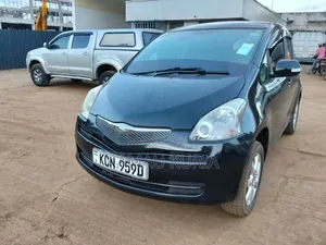 Toyota Ractis 2009 Black