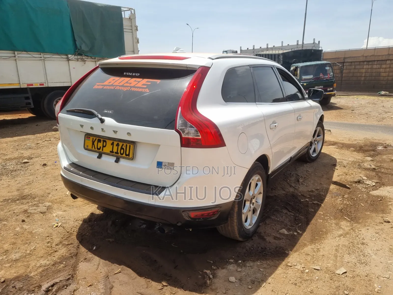 Volvo XC60 2011 White