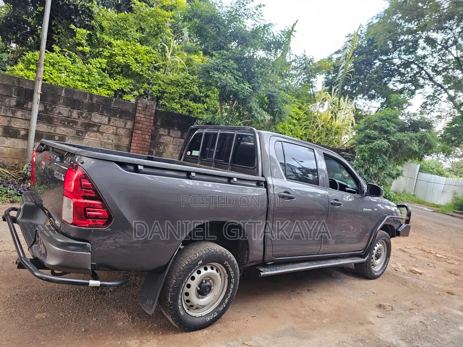 Toyota Hilux Revo Double Cab Deisel 2.4 AWD 2021 Gray