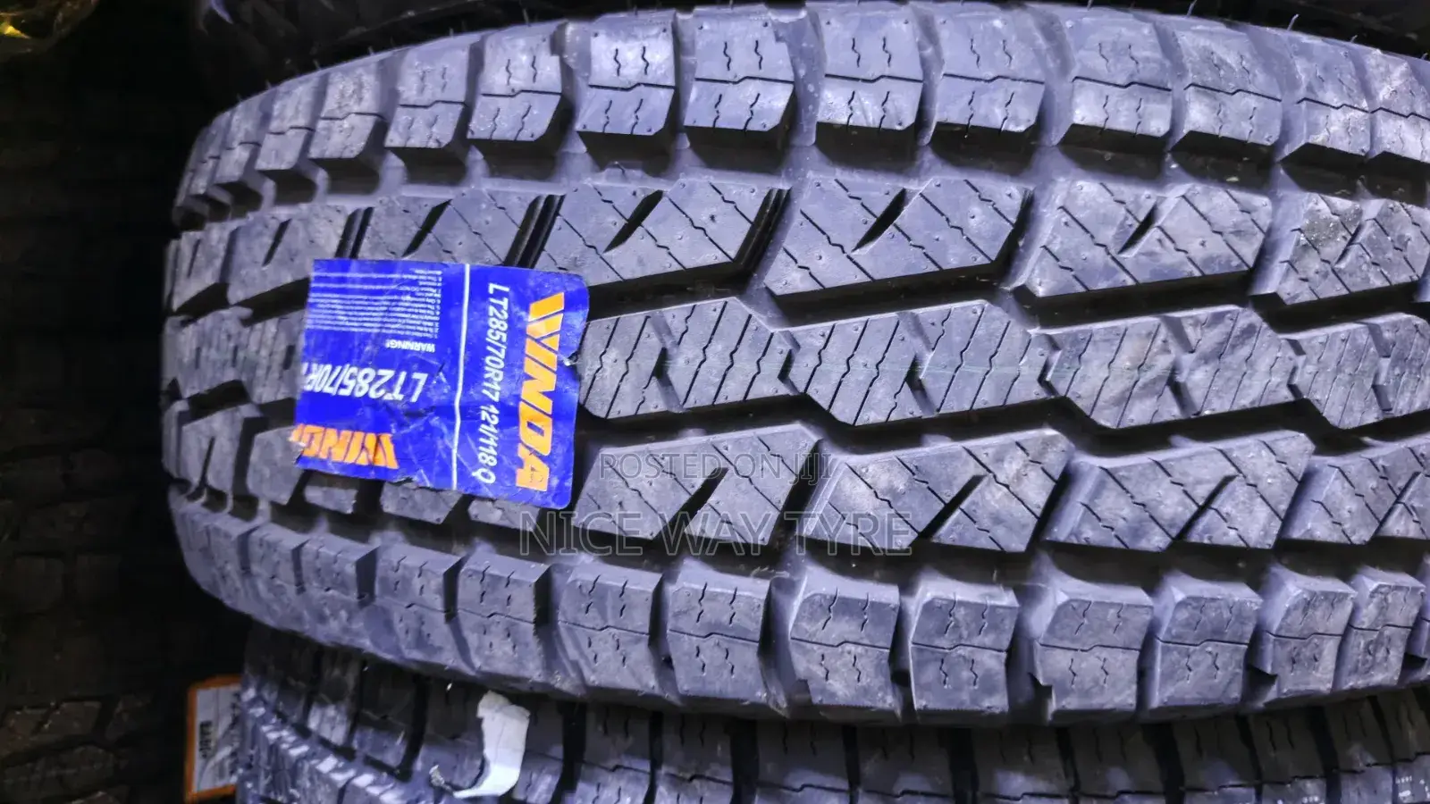 285/70r17 Winda a/T