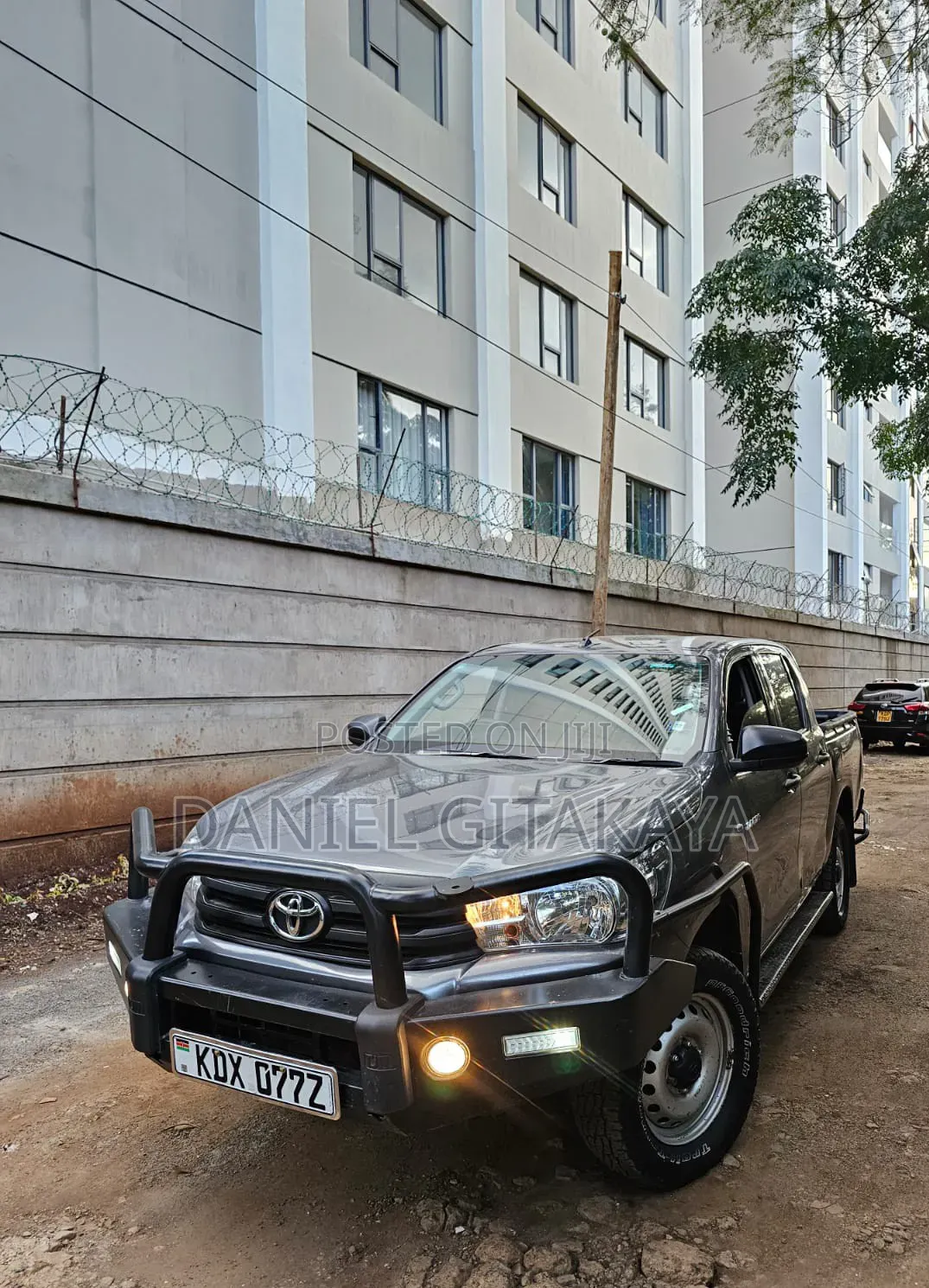 Toyota Hilux Revo Double Cab Deisel 2.4 AWD 2021 Gray