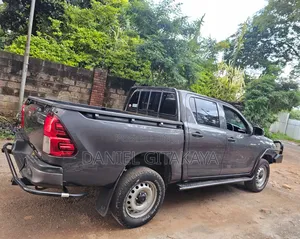 Toyota Hilux Revo Double Cab Deisel 2.4 AWD 2021 Gray