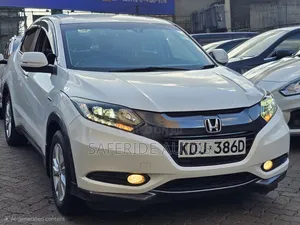 Honda Vezel 2015 White