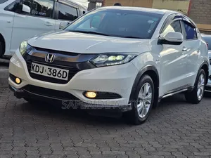 Honda Vezel 2015 White