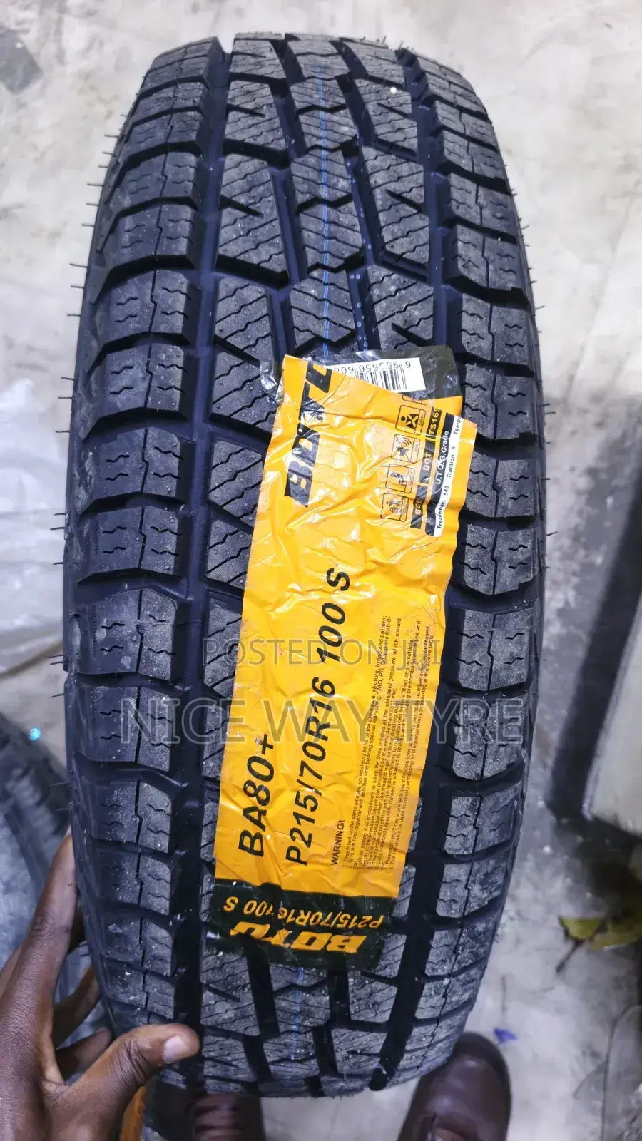 215/70r16 Boto a/T
