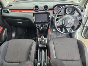 Suzuki Swift 2019 White