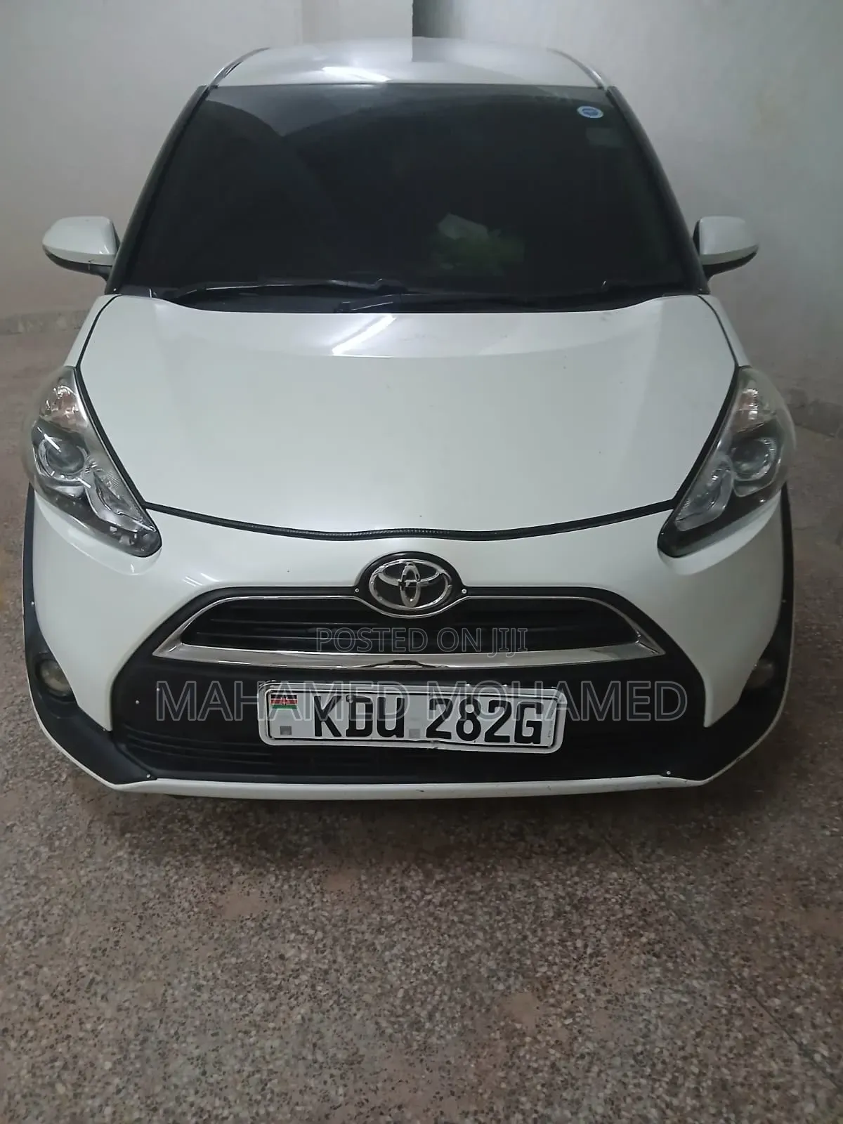 Toyota Sienta 2018 White