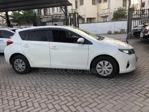 Toyota Auris 2014 White