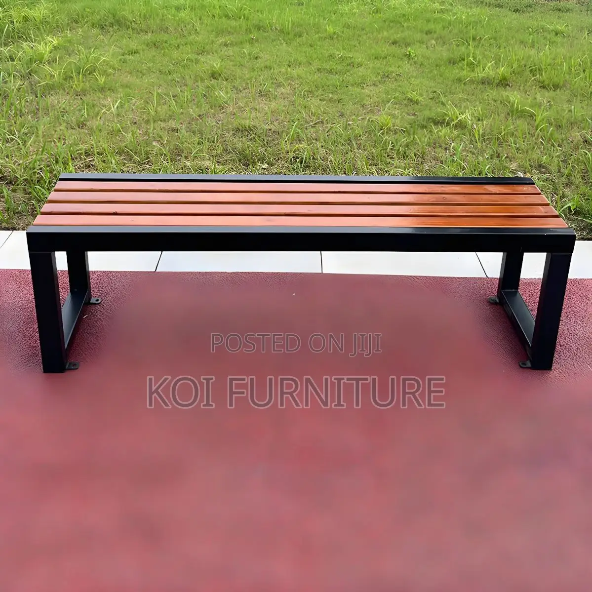 Weather-Resistant Outdoor Garden Bench With Solid Wood Slats