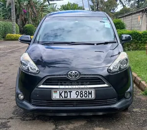 Toyota Sienta 2018 Black