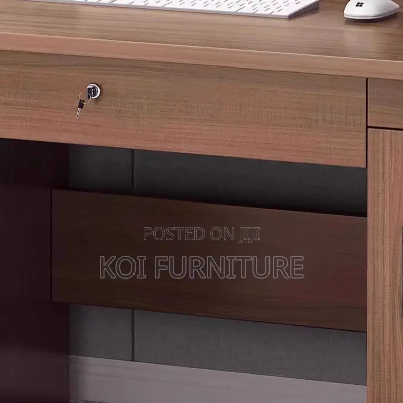 Office Desk; 1.4m Transitional Executive Desk With Locking Storage