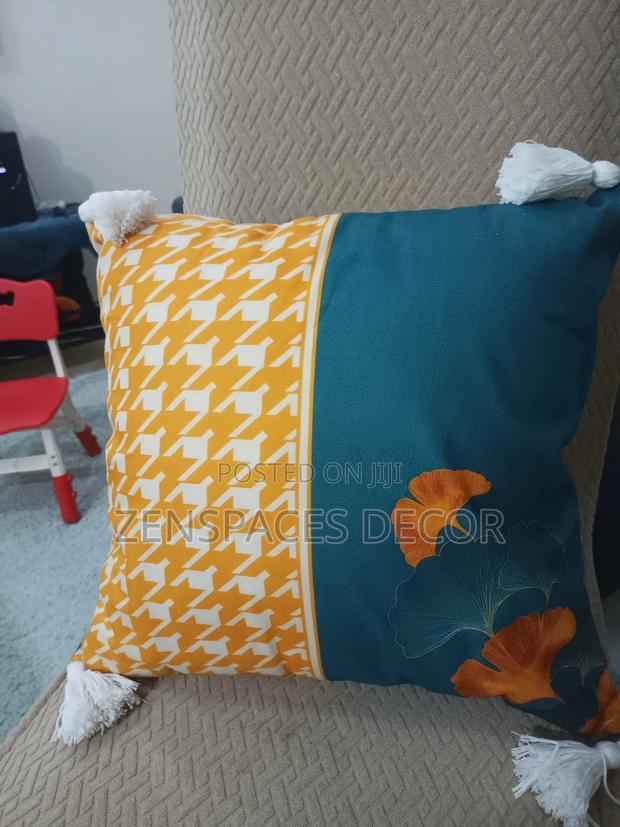 Throw Pillowcase - main view