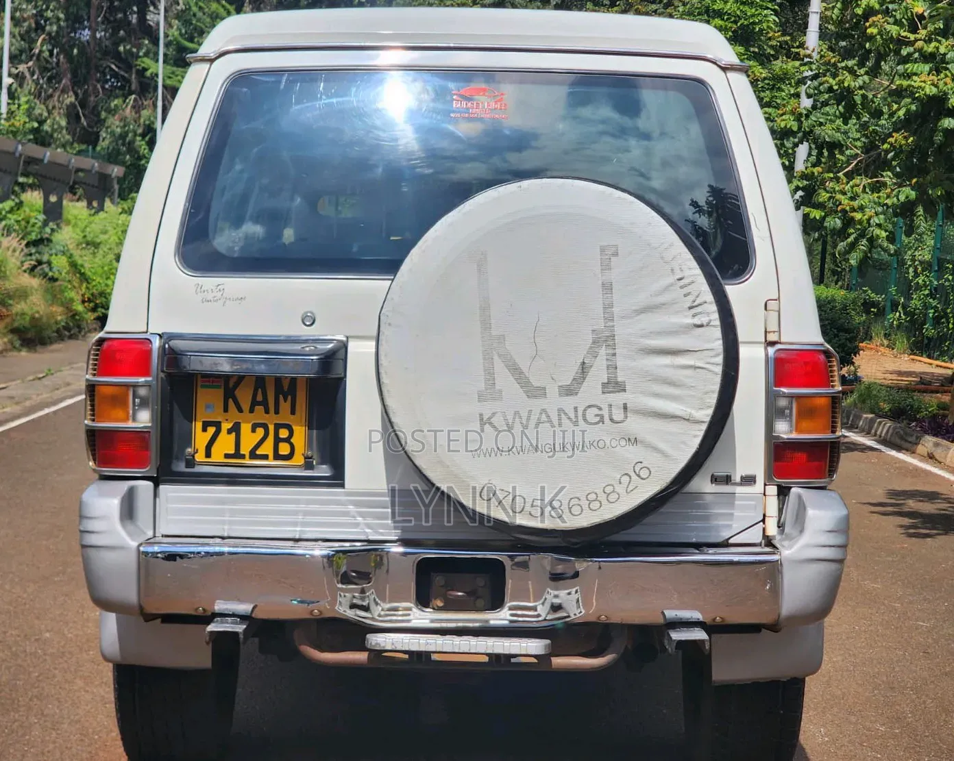 Mitsubishi Pajero 1999 White