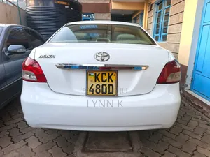 Toyota Belta 2009 White