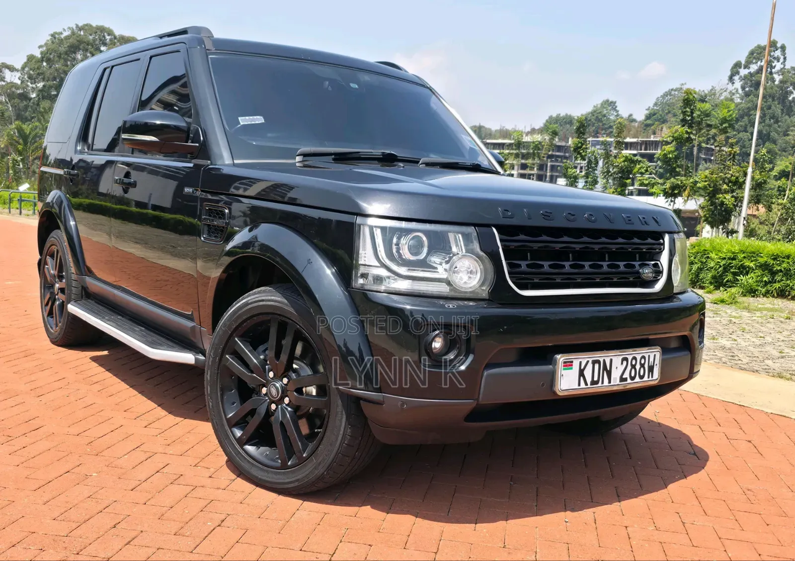 Land Rover Discovery 2016 Black