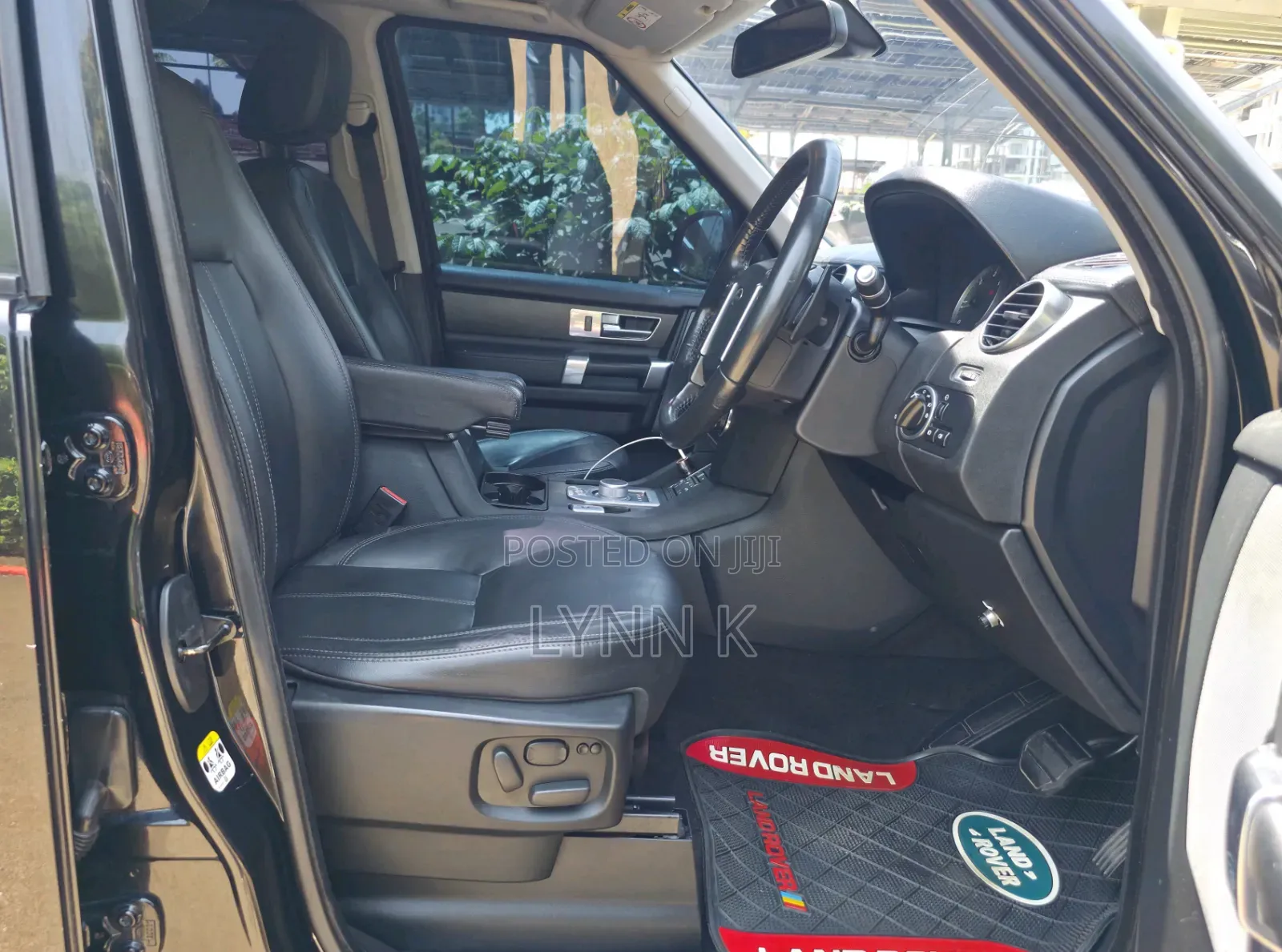 Land Rover Discovery 2016 Black