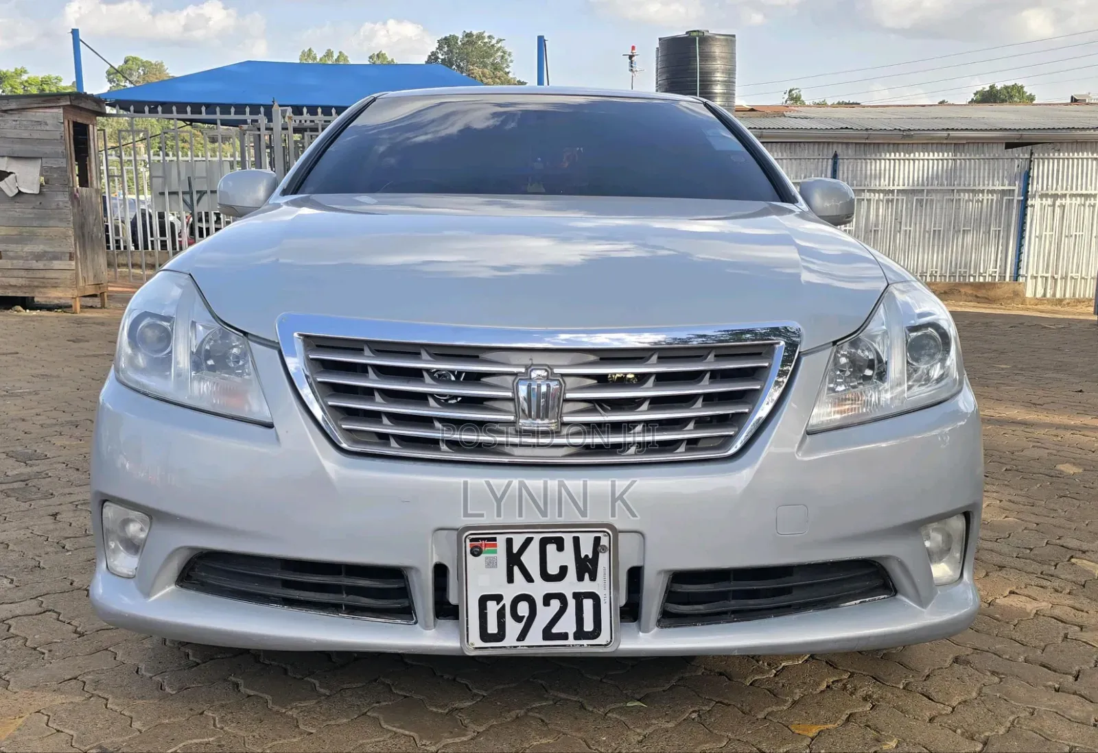 Toyota Crown 2012 Silver