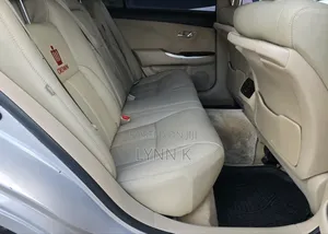 Toyota Crown 2012 Silver