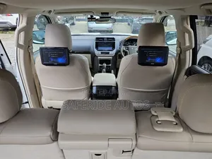 Toyota Land Cruiser Prado 2019 Pearl