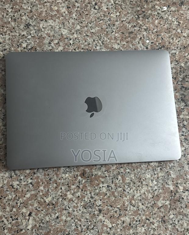 Laptop Apple MacBook 2020 8GB Intel Core i5 HDD 1T - thumbnail 3