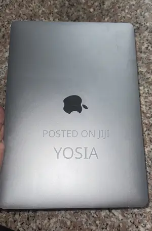 Laptop Apple MacBook 2020 8GB Intel Core i5 HDD 1T