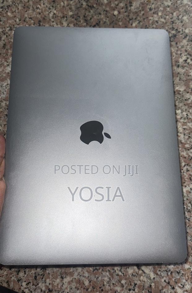 Laptop Apple MacBook 2020 8GB Intel Core i5 HDD 1T - thumbnail 2