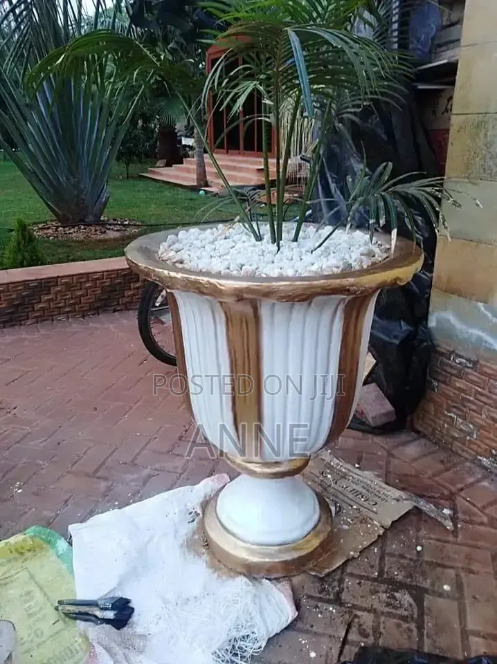 Flower Pots And Landscaping