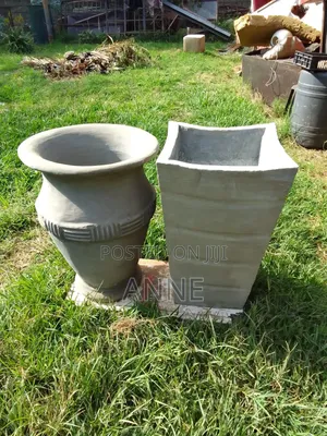 Flower Pots And Landscaping