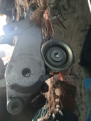 Tensioner Suzuki Alto