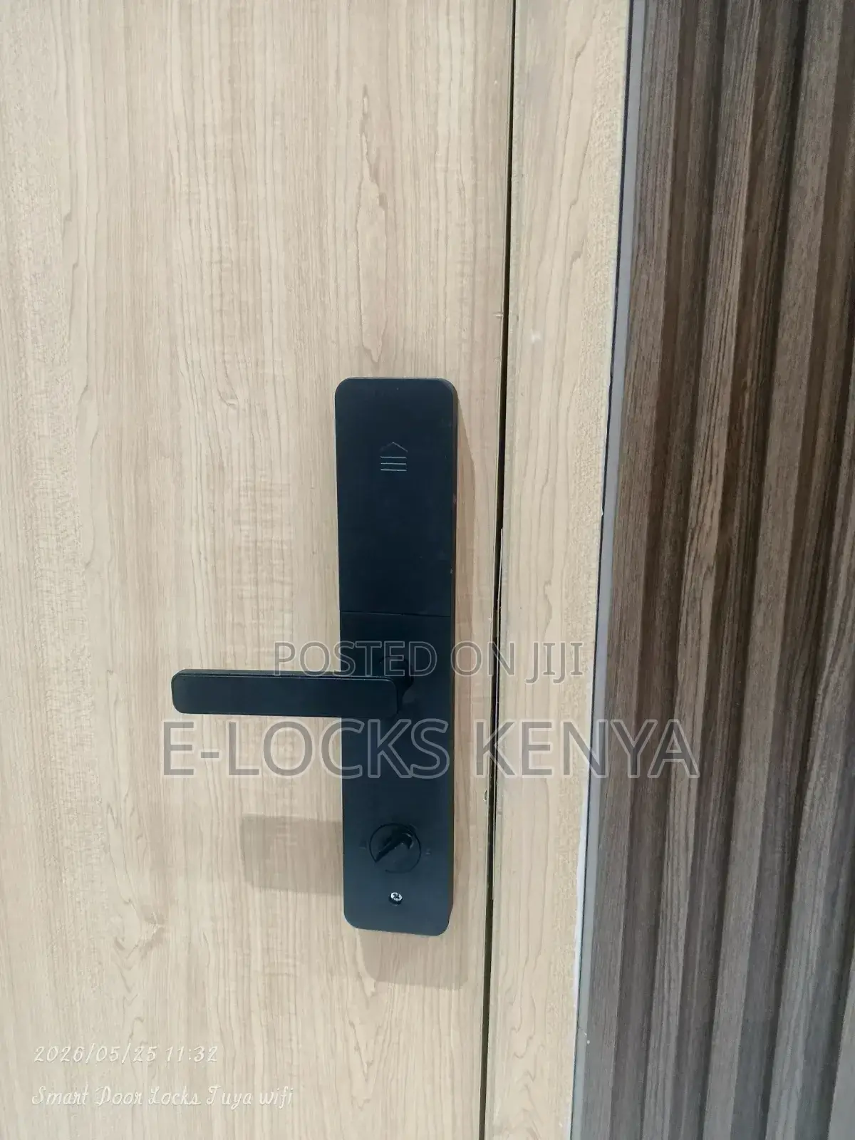 Smart Lock Tuya App Wifi Fingerprints Password Cards Key Unlocking